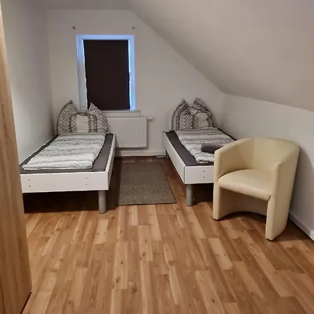 Santa Lucia شقة فندقية بودينسدورف